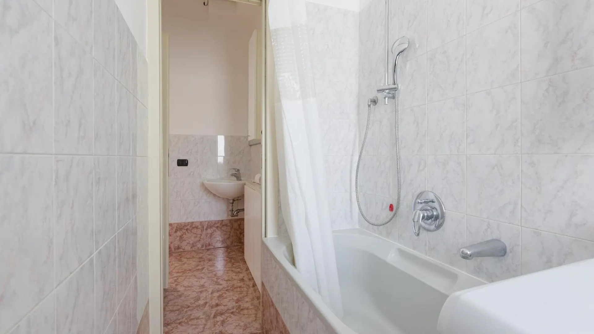 Porta Romana Cozy Apt With Balcony Milano 0*,