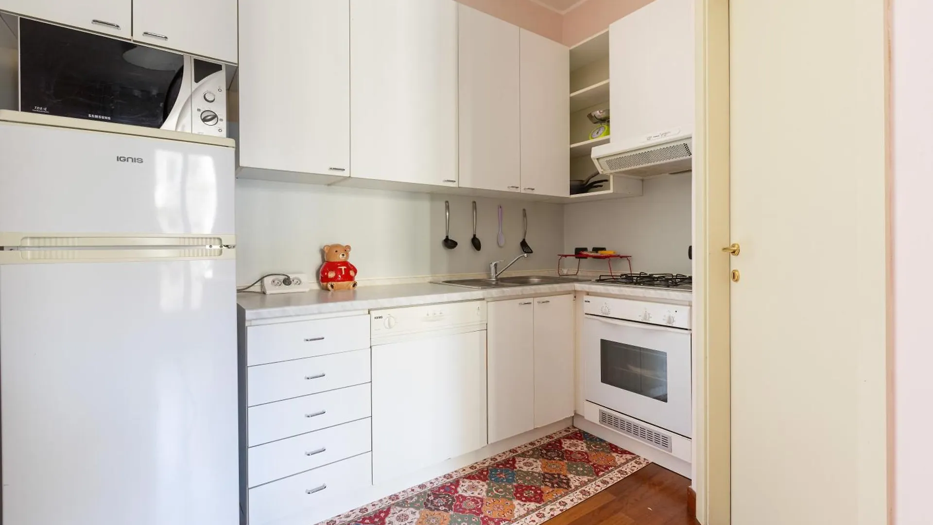 Porta Romana Cozy Apt With Balcony Milano Italien